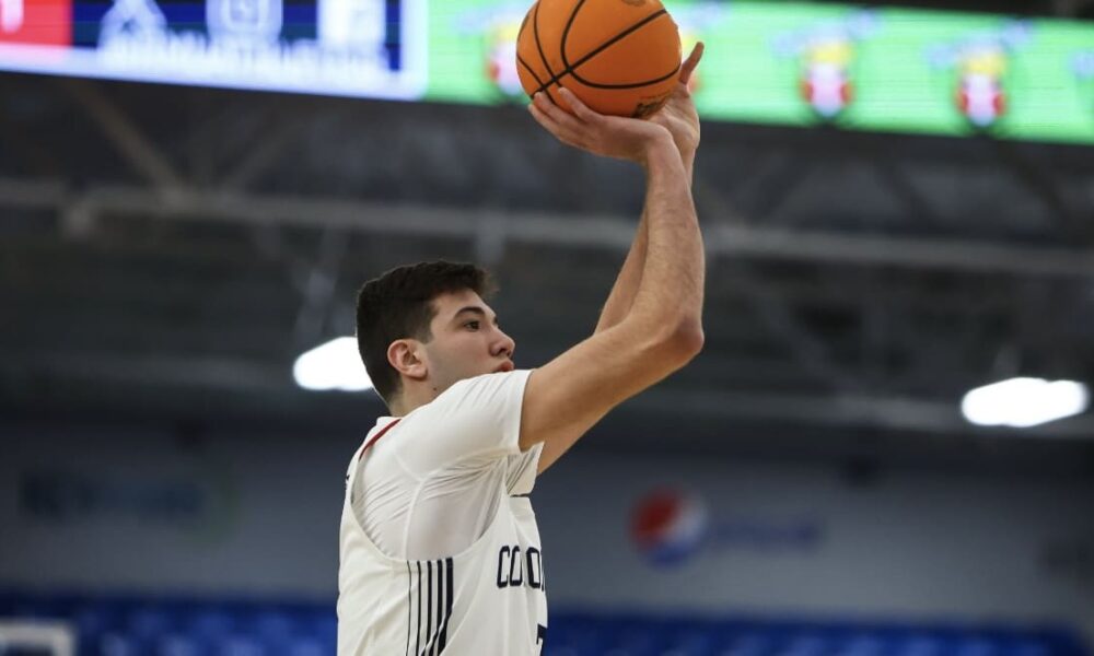 Alvaro Folgueiras, Robert Morris Basketball