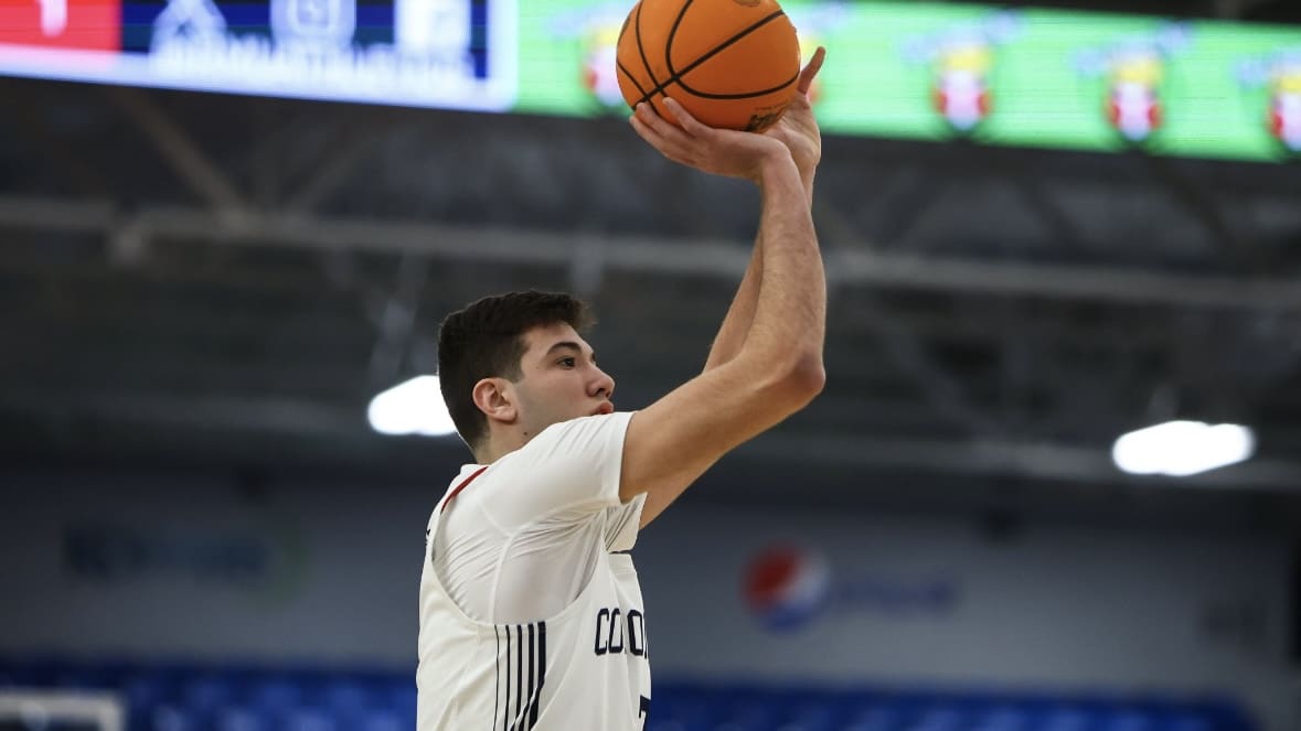 Alvaro Folgueiras, Robert Morris Basketball