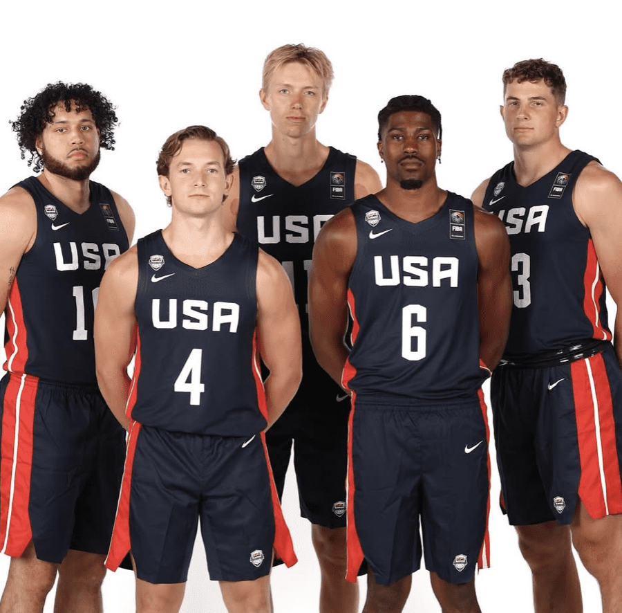 Robert Morris G Ryan Prather Jr. (10) alongside his Team USA teammates in Punta Arenas, Chile on July 27, 2025