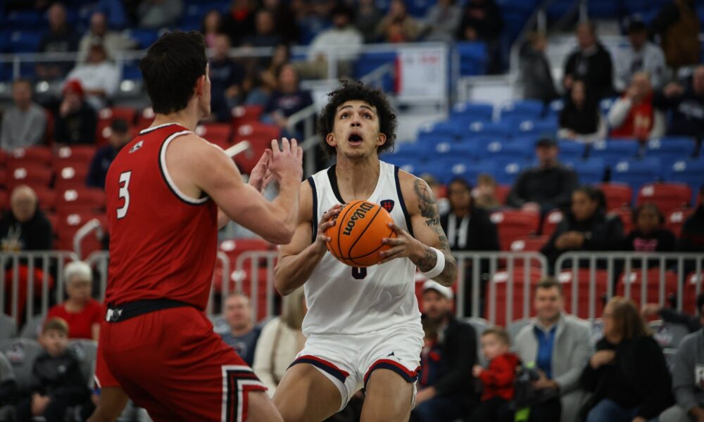 Robert Morris forward DeSean Goode looks for a shot against Southern Utah on Nov. 28, 2025 -- RMU Athletics