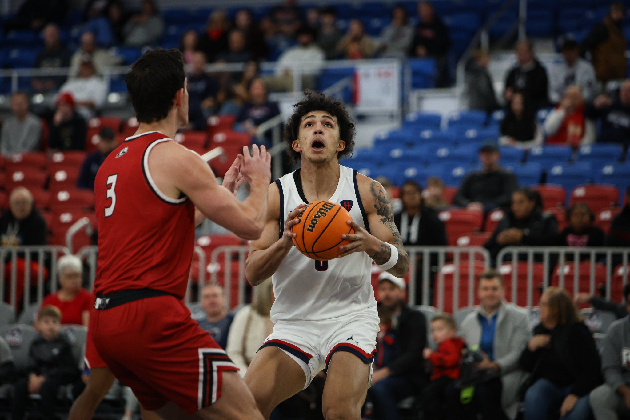 Robert Morris forward DeSean Goode looks for a shot against Southern Utah on Nov. 28, 2025 -- RMU Athletics