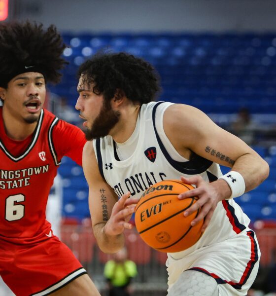 Robert Morris wing Ryan Prather Jr. looks to drive the ball against a Youngstown St. defender on Dec. 17, 2025 -- RMU Athletics