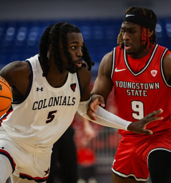 Robert Morris guard Cam Wilds drives against against a Youngstown St. defender on Dec. 17, 2025 -- RMU Athletics