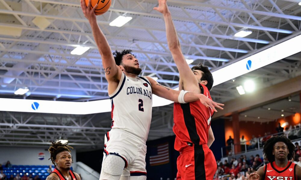 Robert Morris guard Ryan Prather Jr. attempts a shot against Youngstown State in the First Round of the Horizon League Tournament on March 4, 2026 -- Ed Thompson // RMU Sports Now